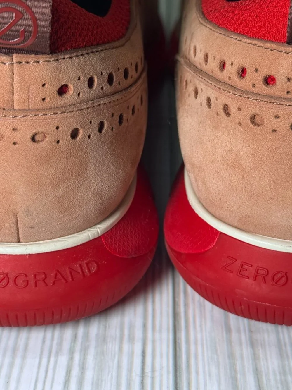 Cole Haan ZERØGRAND Wingtip Oxford Shoes Men's 13M Tan Suede Red C33628 EXCELLEN